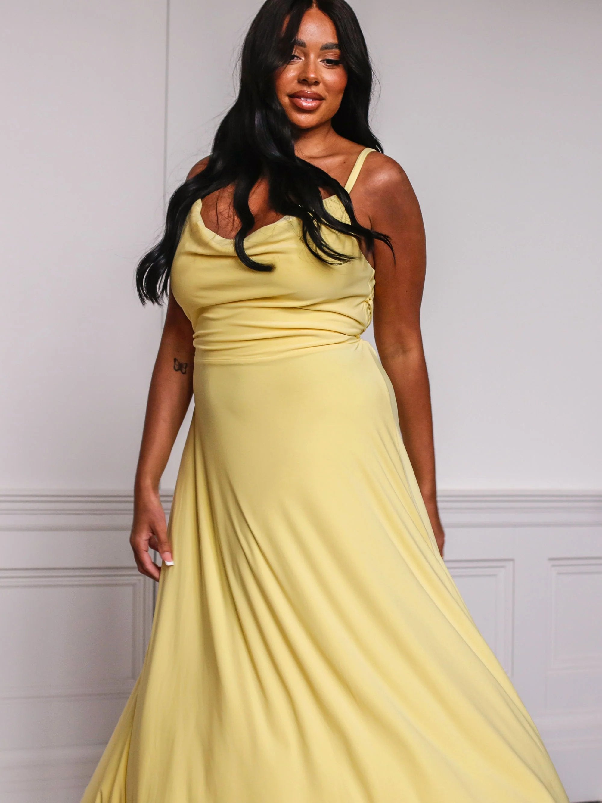 Elvora™ | Elegant Lang Kjole
